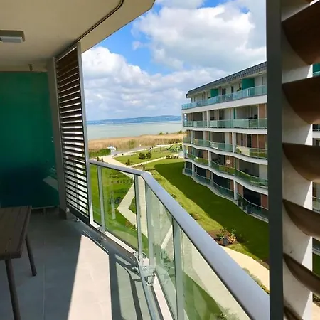Panorama Part Ii. Apartman Lägenhet Siófok